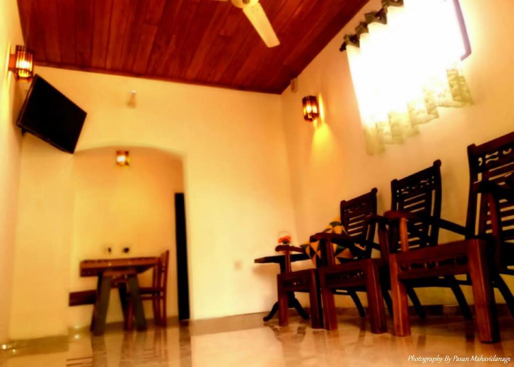 Appartement Sana Guest à Weligama Extérieur photo