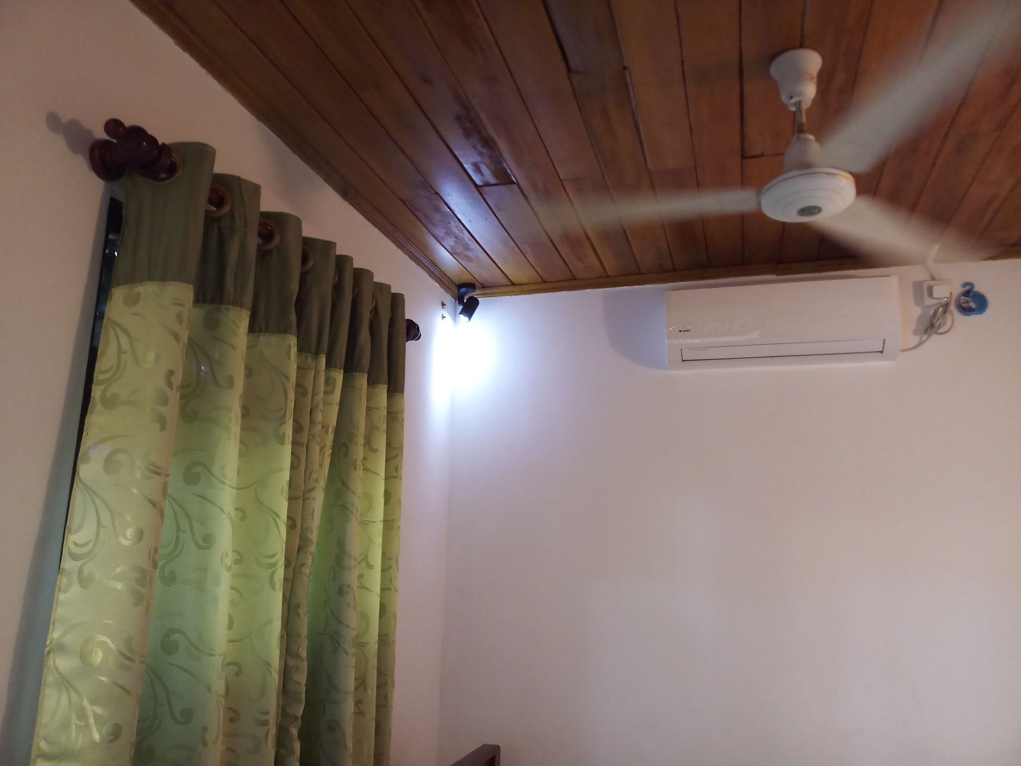 Appartement Sana Guest à Weligama Extérieur photo