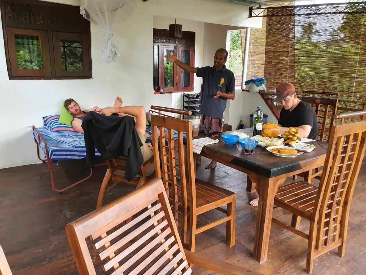 Appartement Sana Guest à Weligama Extérieur photo